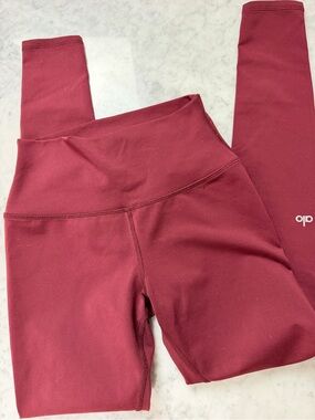 ALO Yoga Burgundy Leggings